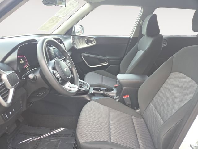 Used 2024 Kia Soul LX w/ Option Group 015 image 9