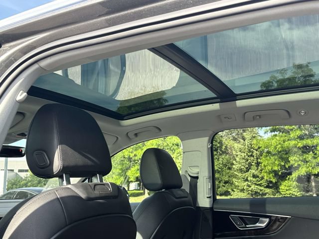Used 2018 Audi Q7 3.0T Premium Plus w/ Premium Plus Package AWD/4WD image 17