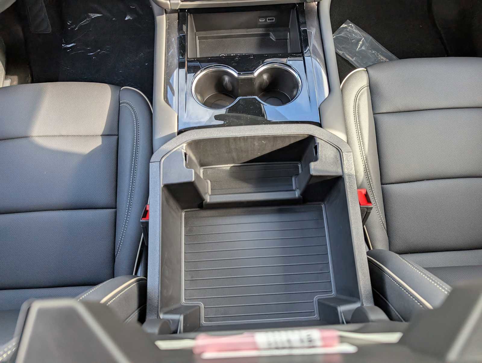 New 2026 GMC Yukon Elevation image 12