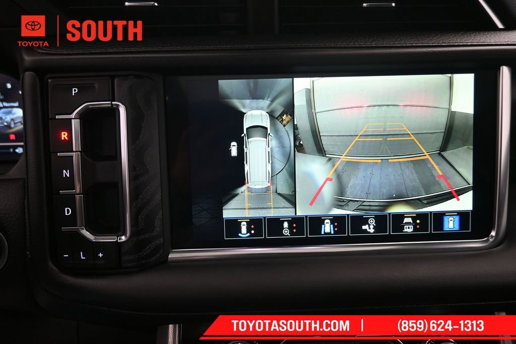 Used 2024 GMC Yukon Denali AWD/4WD image 19
