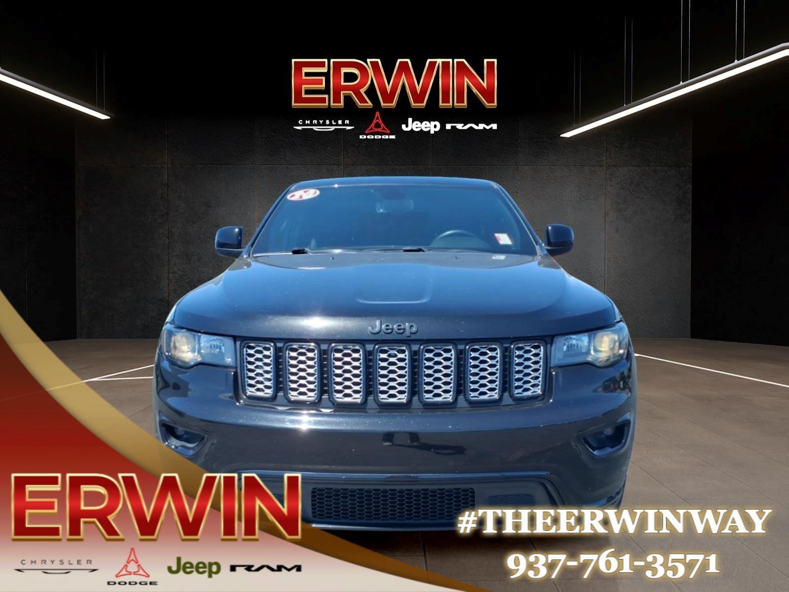 Used 2020 Jeep Grand Cherokee Altitude AWD/4WD image 2