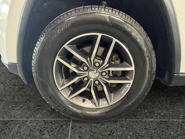 Used 2017 Jeep Grand Cherokee Limited w/ Trailer Tow Group IV AWD/4WD image 24