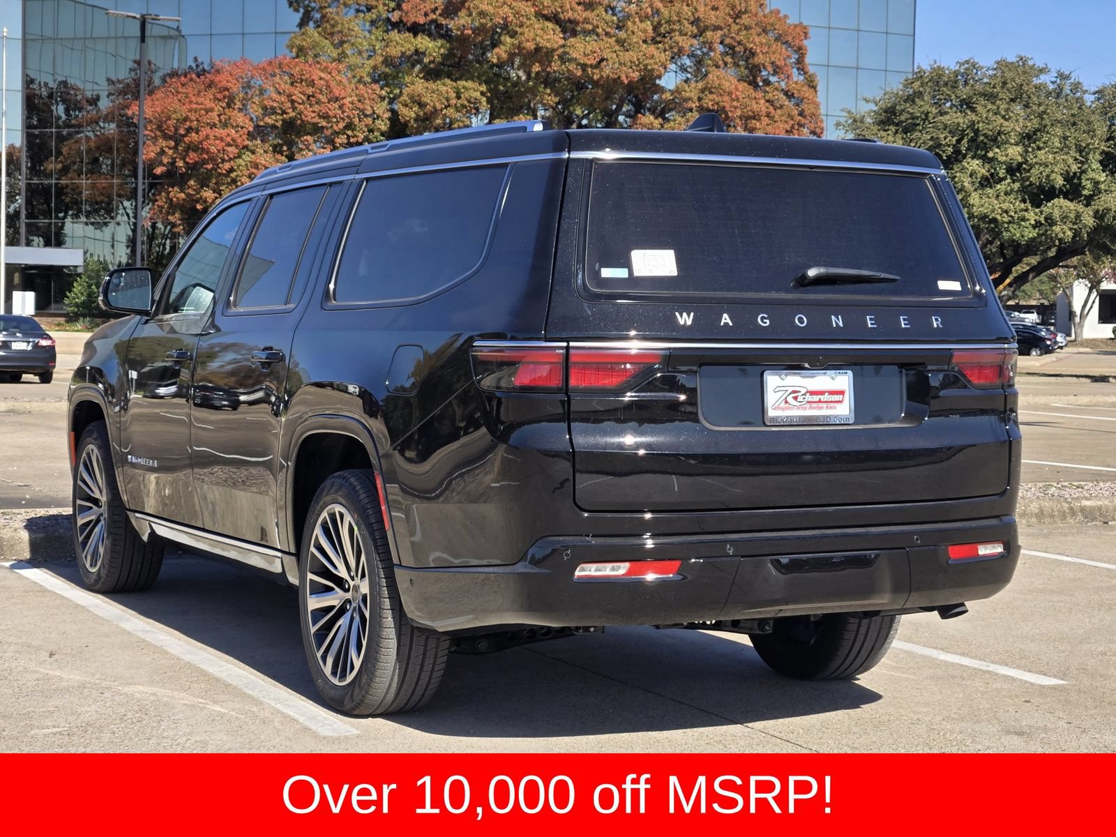 New 2025 Jeep Wagoneer L Series II AWD/4WD image 6