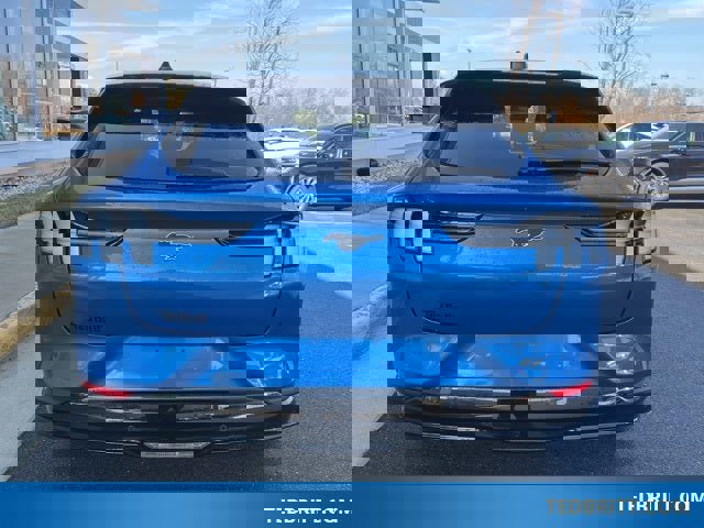 Used 2025 Ford Mustang Mach-E Premium w/ Sport Appearance Package image 7