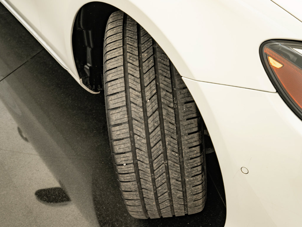 Used 2018 Mercedes-Benz E 400 4MATIC Wagon image 55