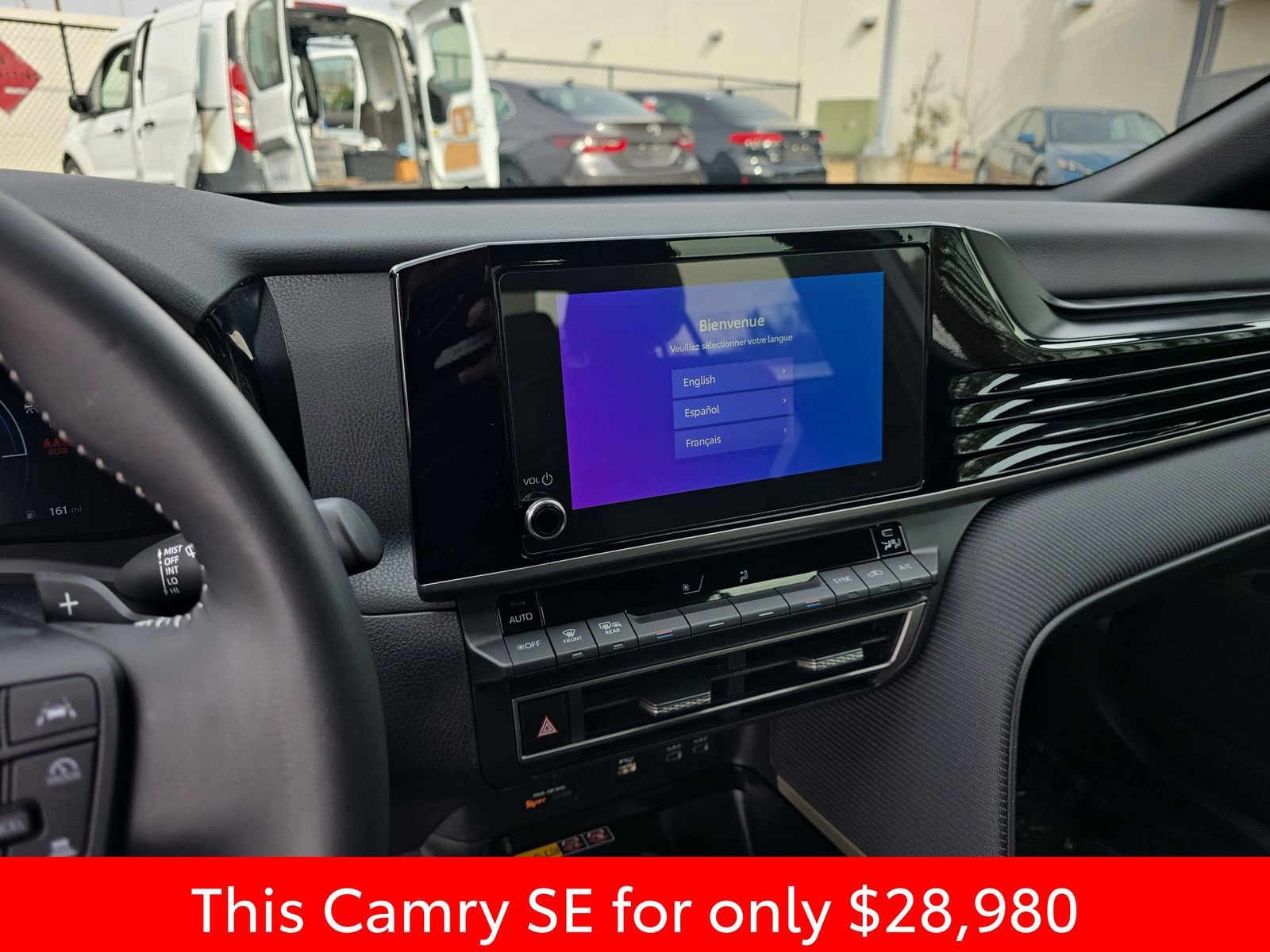 Used 2025 Toyota Camry SE image 25