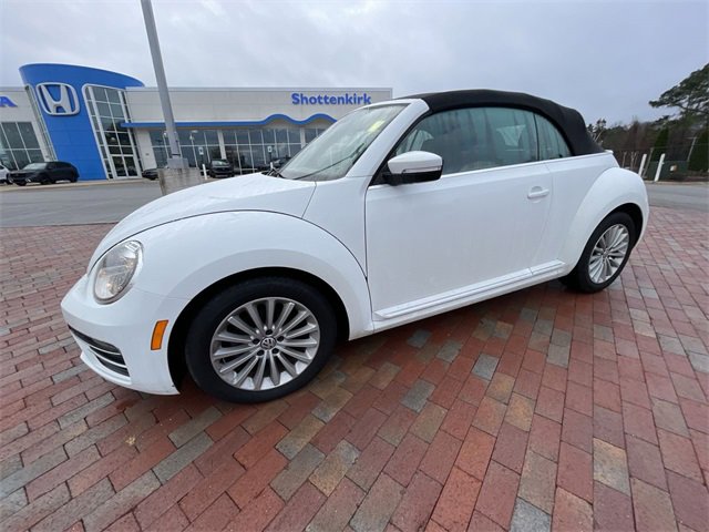 Used 2019 Volkswagen Beetle 2.0T SE image 9