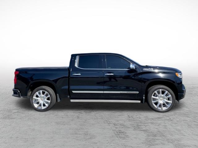 Used 2022 Chevrolet Silverado 1500 High Country w/ High Country Premium Package image 4