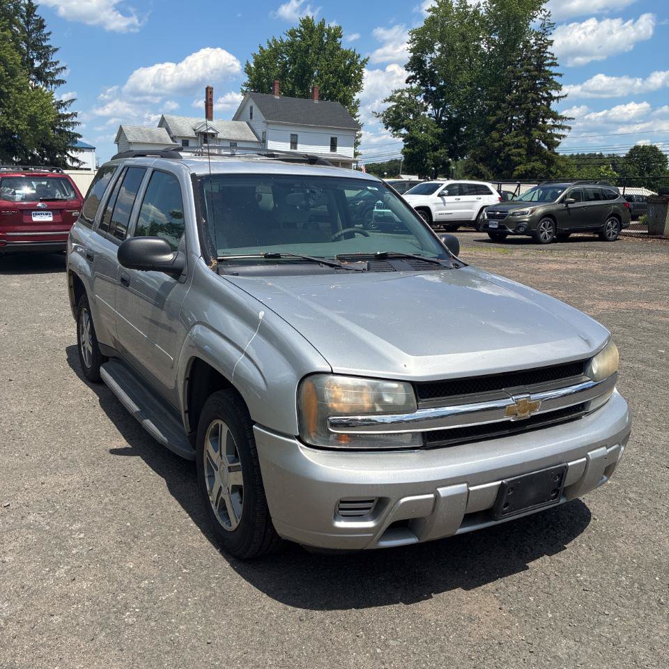 Used 2008 Chevrolet TrailBlazer 4WD image 3