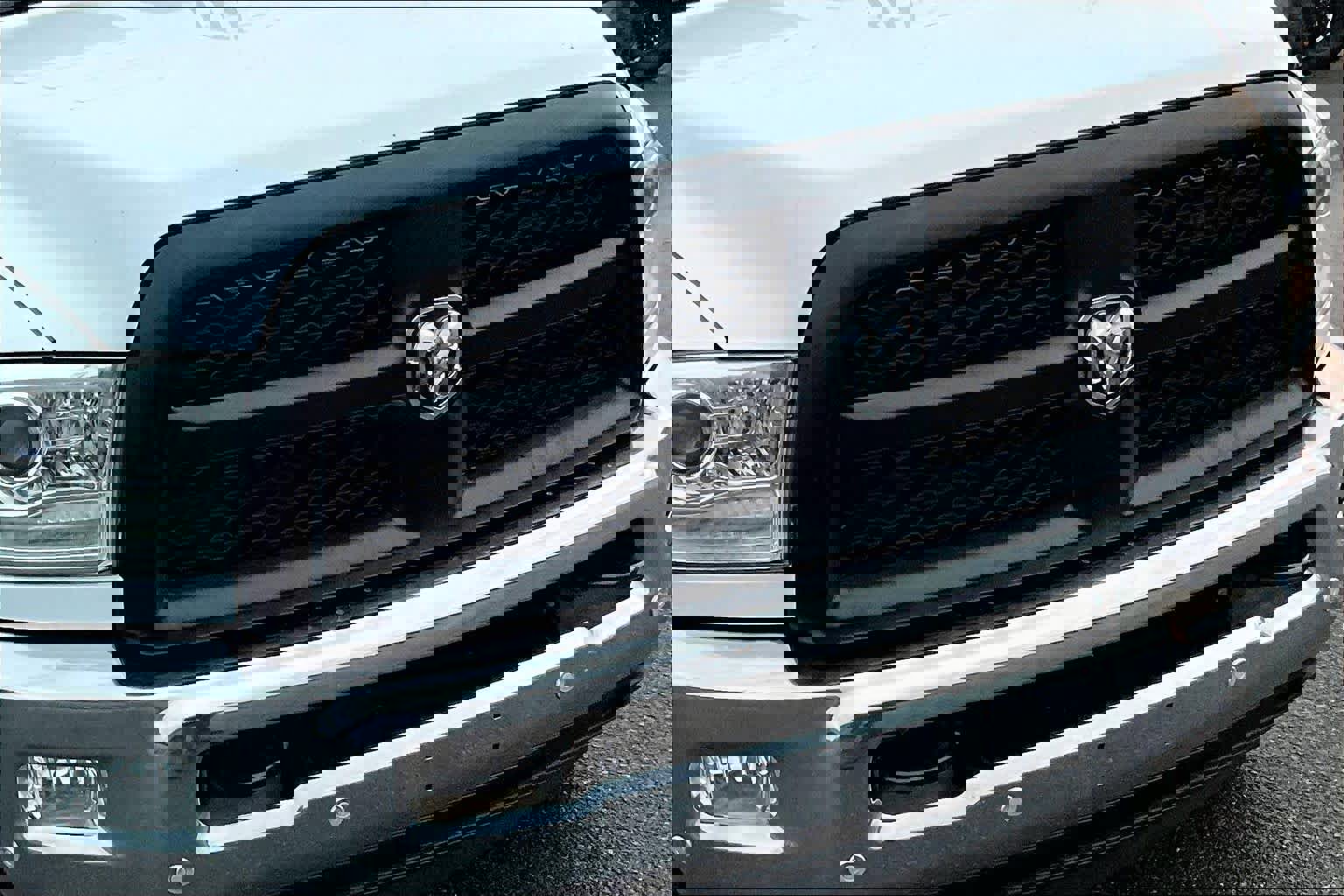 Used 2018 RAM 2500 Laramie image 33