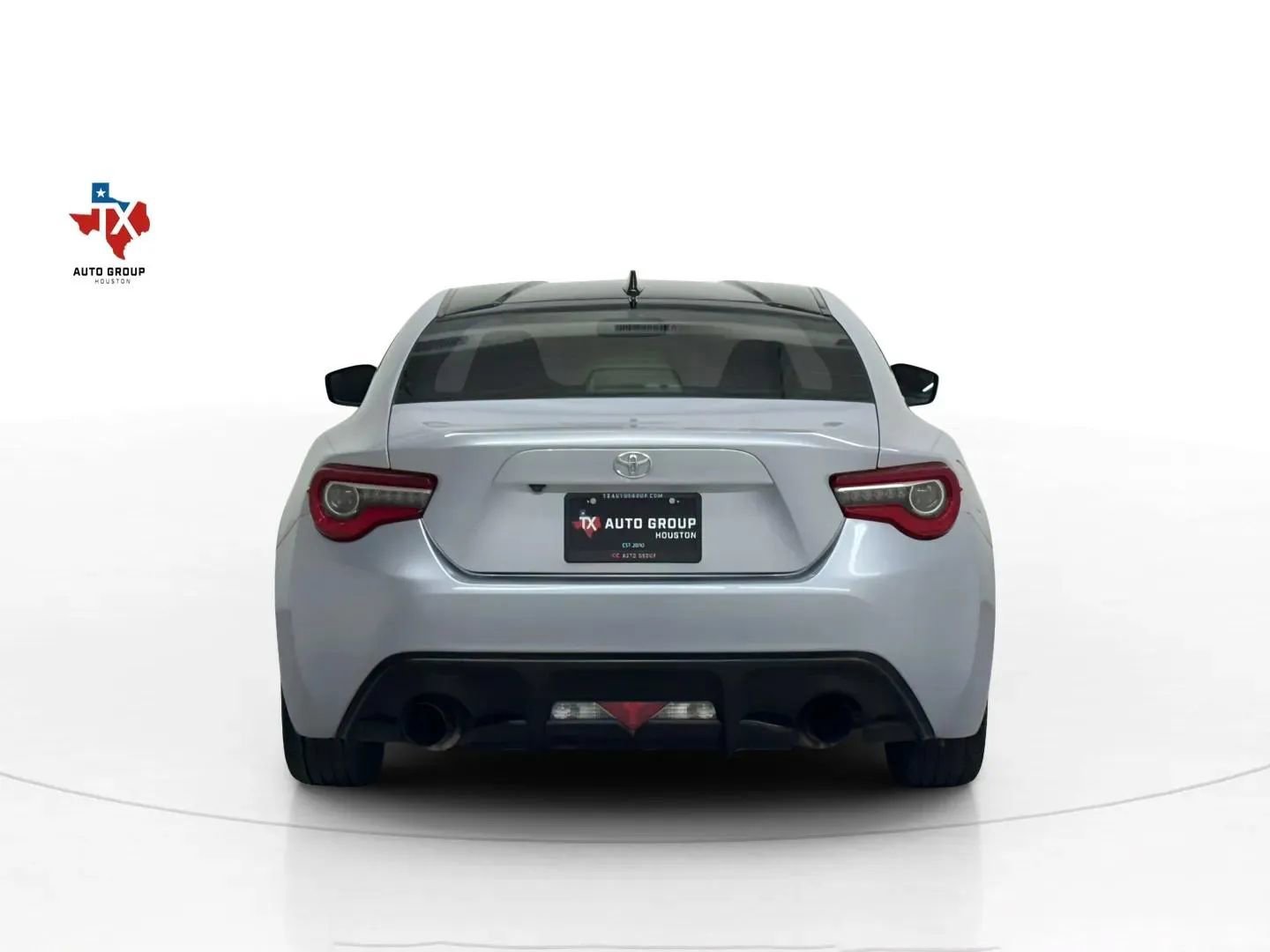 Used 2017 Toyota 86 Coupe 2D image 8