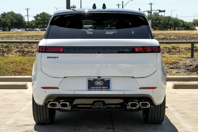 New 2026 Land Rover Range Rover Sport Dynamic SE AWD/4WD image 12