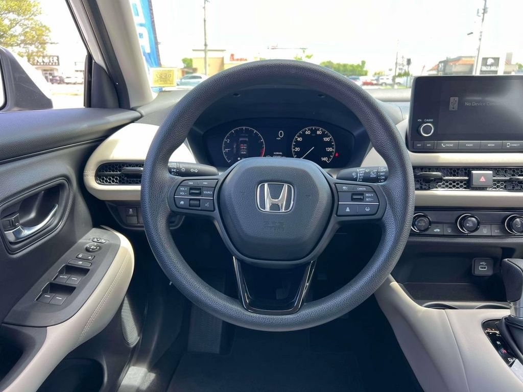 Used 2023 Honda HR-V LX image 12