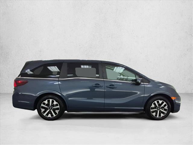 Used 2025 Honda Odyssey EX-L video 4