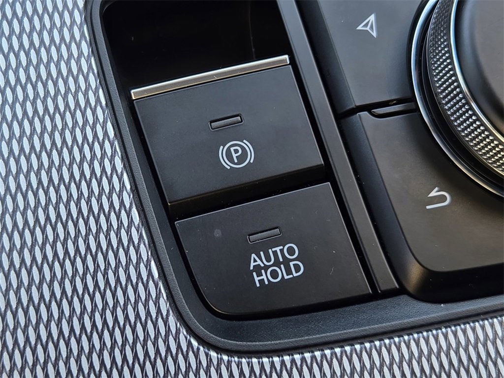 Certified 2025 MAZDA CX-70 Plug-In Hybrid w/ Premium Pkg image 23