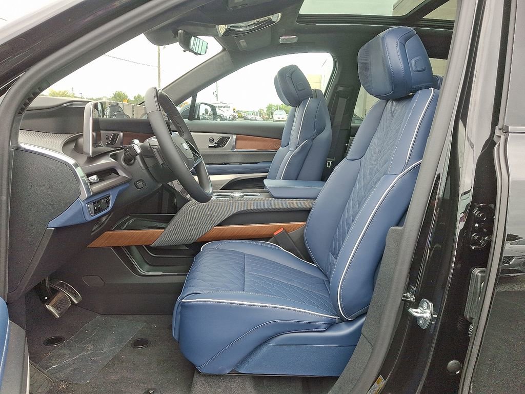 New 2026 Cadillac Vistiq Premium Luxury image 6