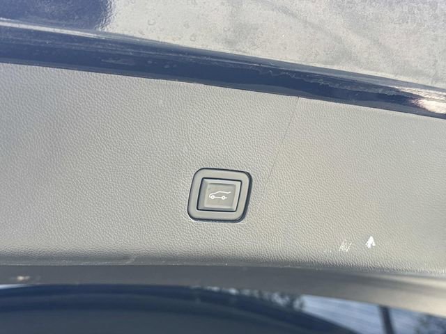 Certified 2021 Chevrolet Traverse LT FWD image 15