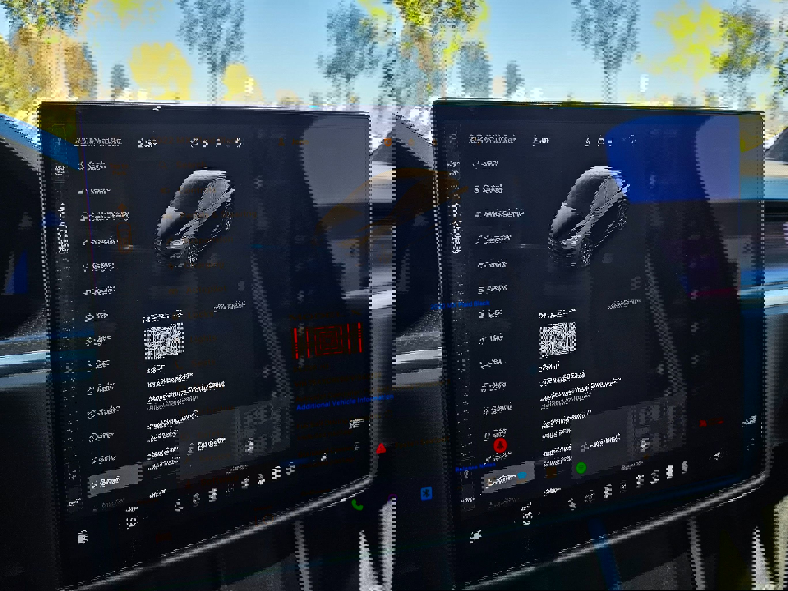 Used 2022 Tesla Model X Plaid image 43