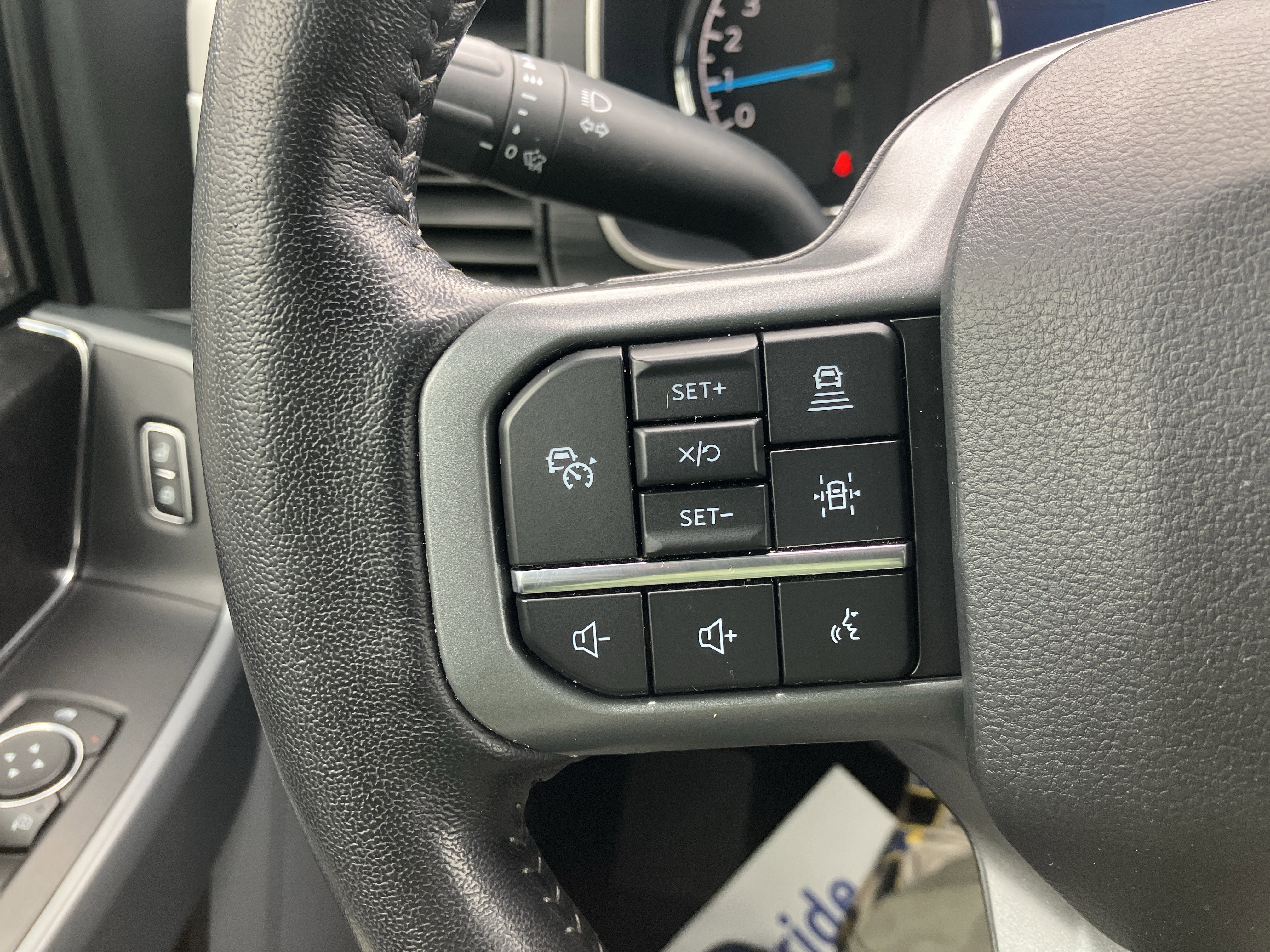 Used 2022 Ford F150 XLT w/ Equipment Group 302A High AWD/4WD image 24