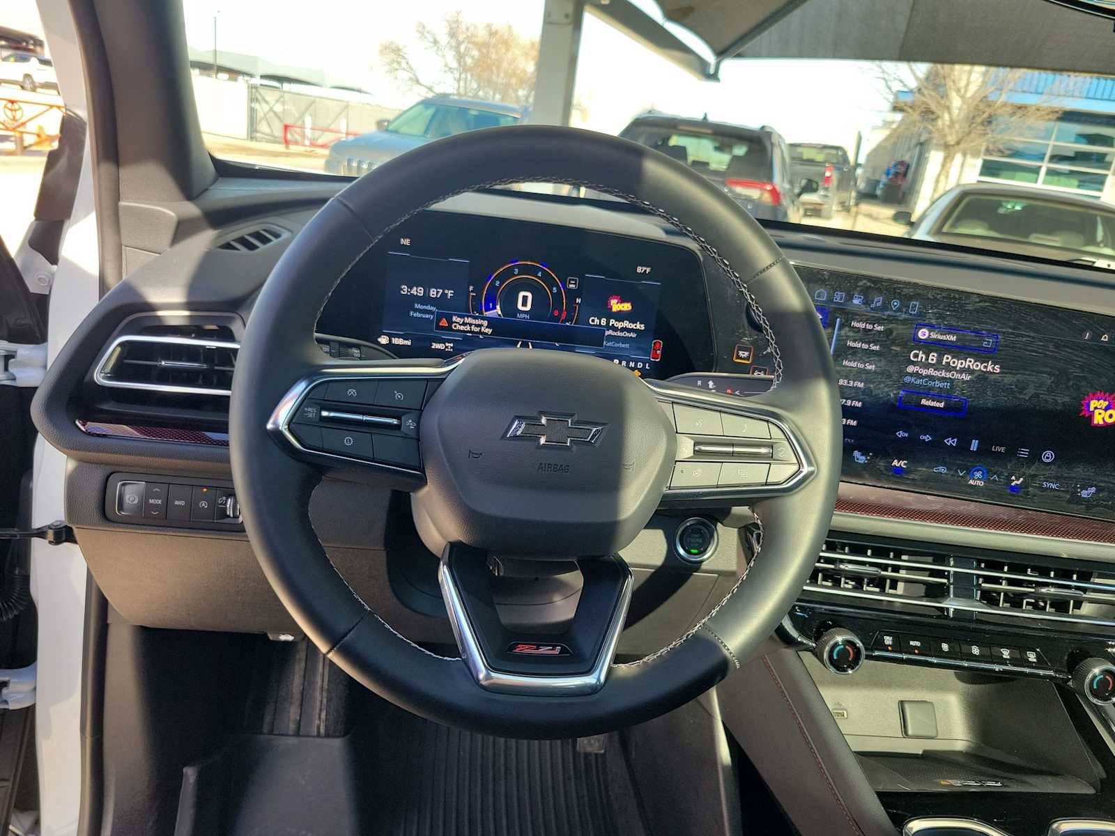 Used 2026 Chevrolet Traverse Z71 w/ Driver Confidence Package image 11