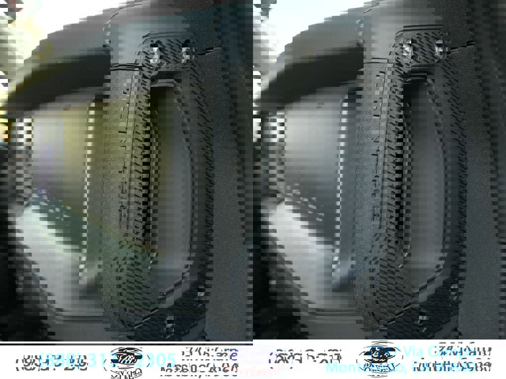 New 2025 Ford Bronco 4-Door image 28