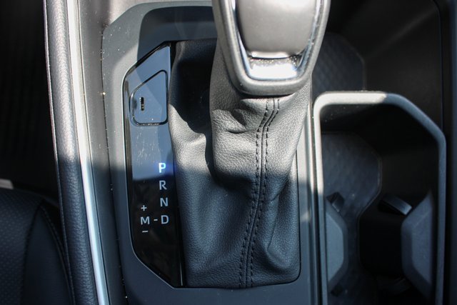 Used 2025 Toyota Grand Highlander AWD image 22