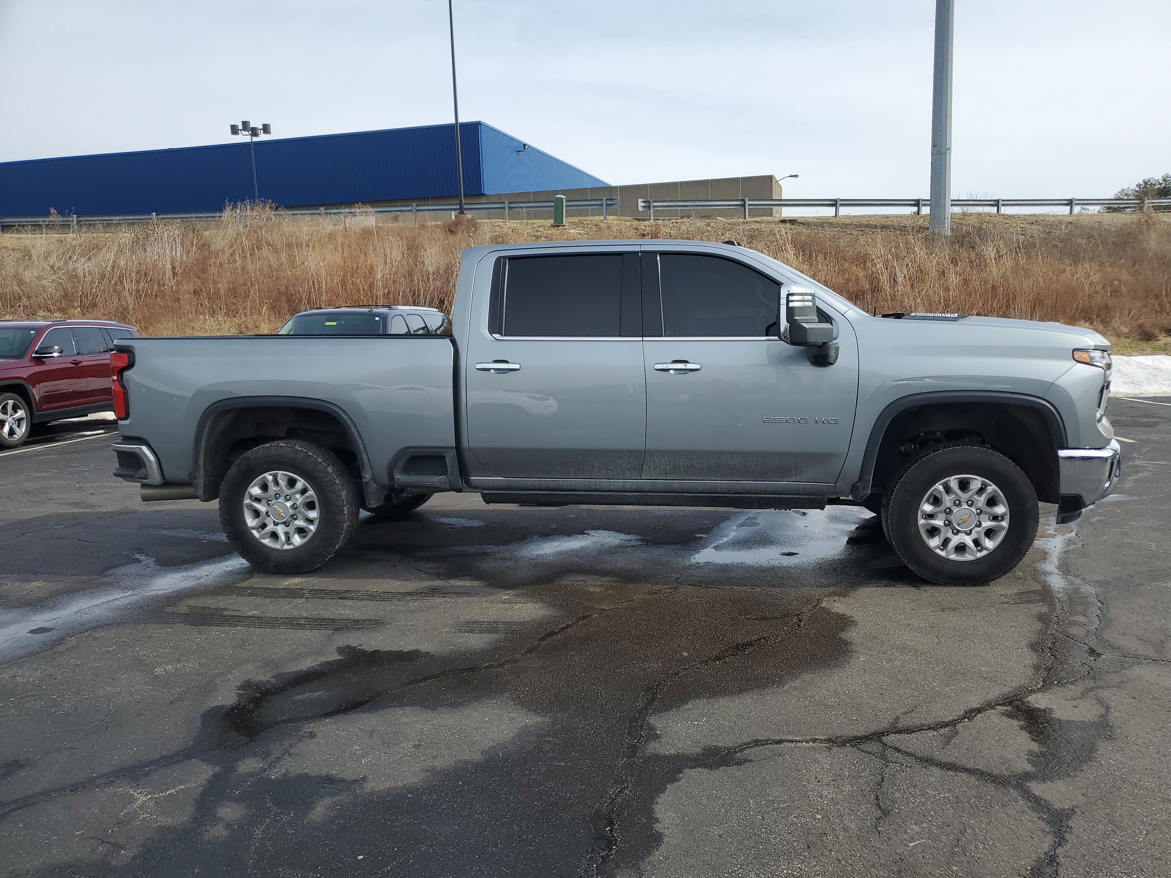 Used 2025 Chevrolet Silverado 2500 LTZ w/ LTZ Plus Package image 3