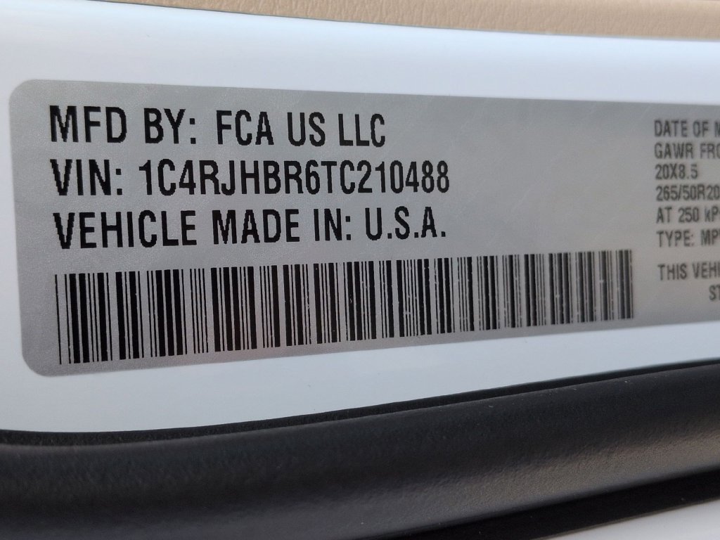 New 2026 Jeep Grand Cherokee Limited w/ Luxury Tech Group II AWD/4WD image 34