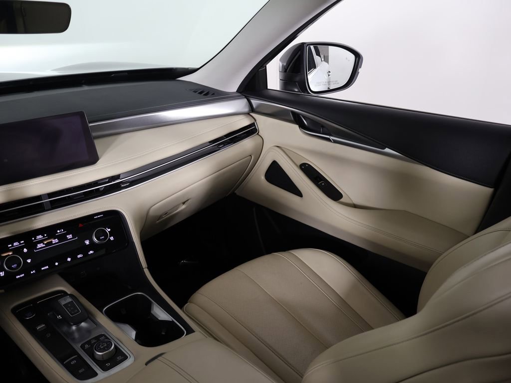 Used 2023 INFINITI QX60 Luxe image 40