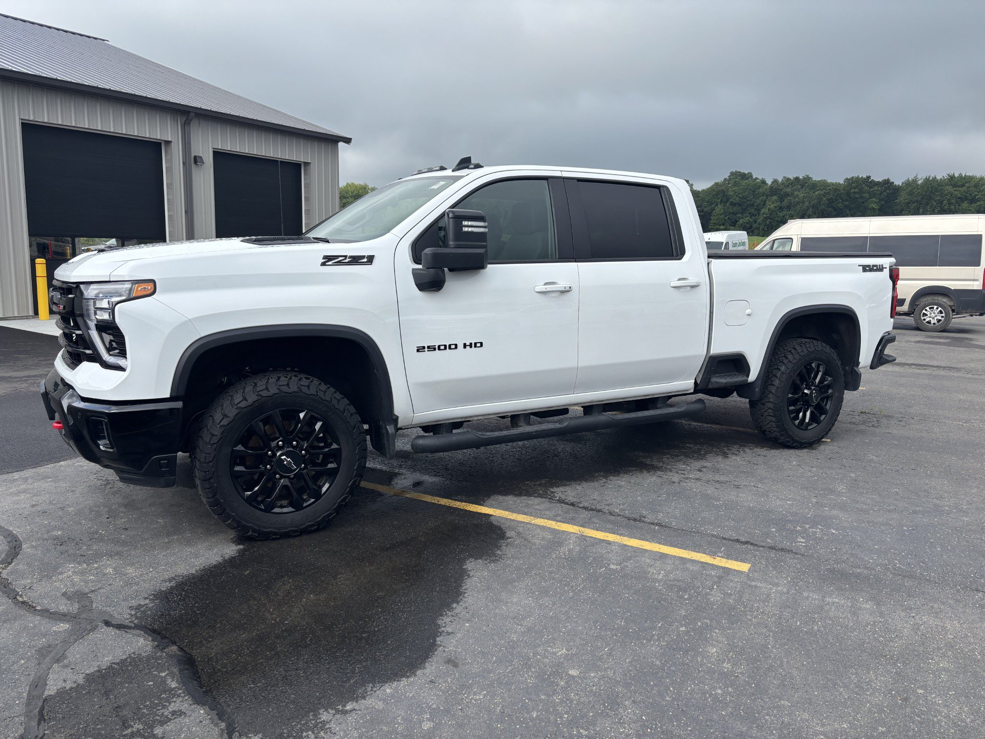 Used 2025 Chevrolet Silverado 2500 LT w/ Trail Boss Package AWD/4WD image 1