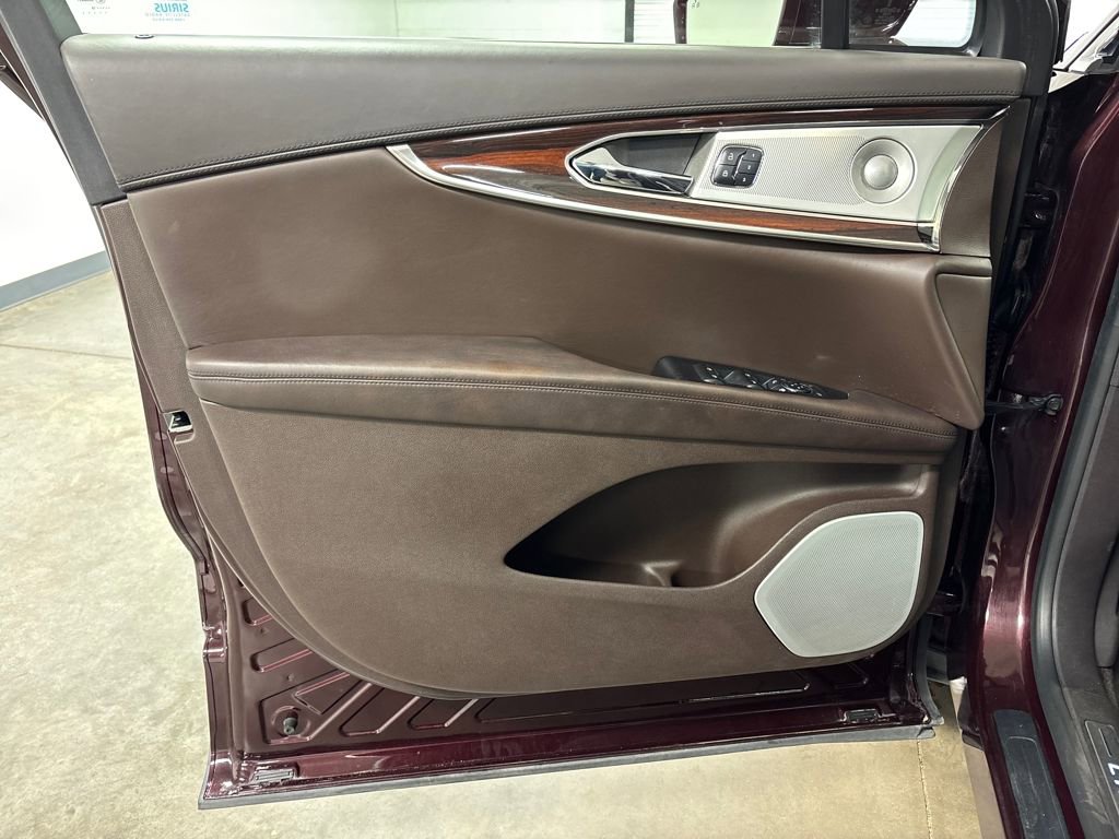 Used 2018 Lincoln MKX Black Label w/ Driver Assistance Package image 22