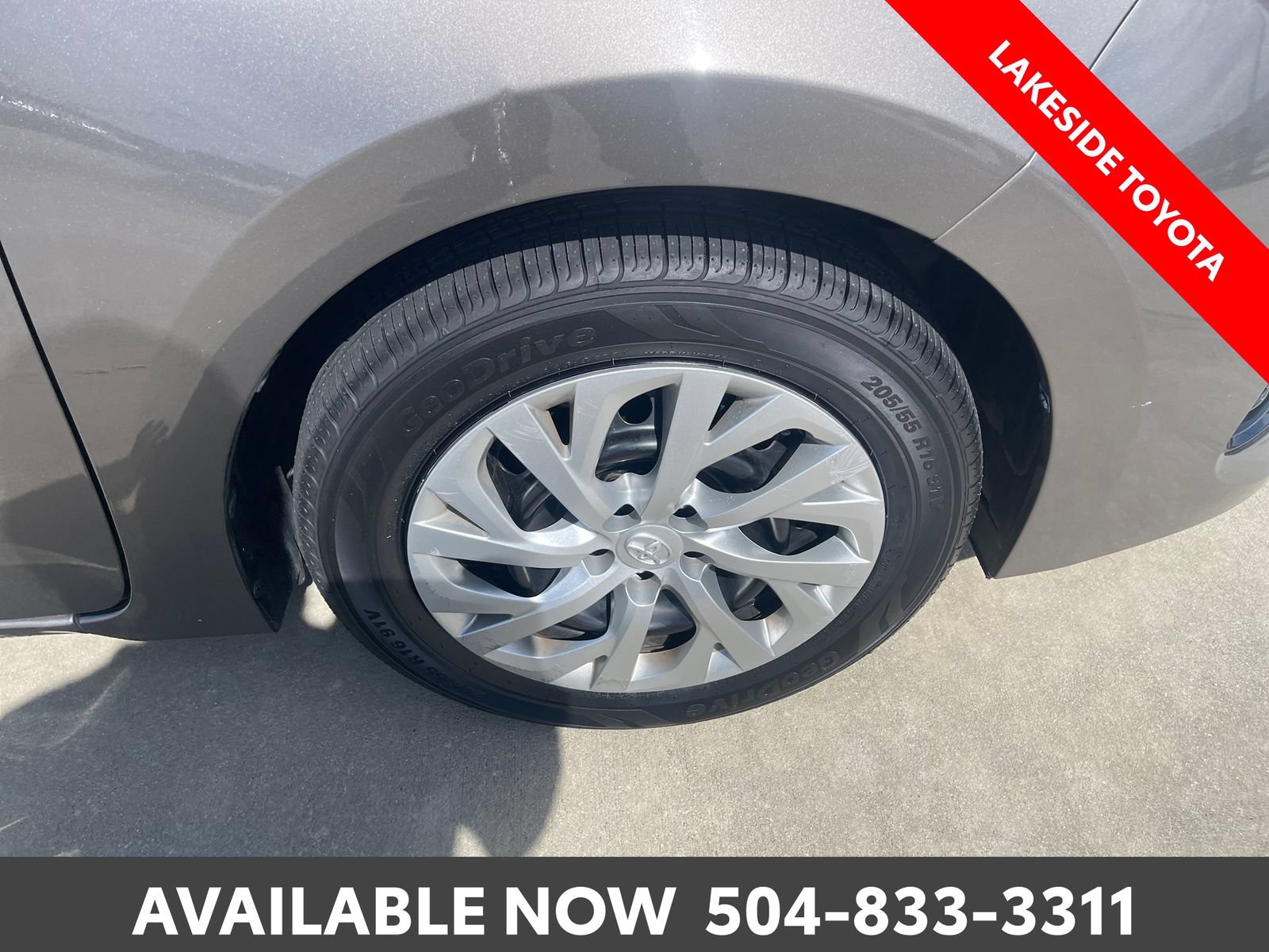 Certified 2018 Toyota Corolla LE FWD image 12