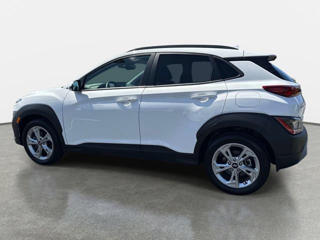 Used 2023 Hyundai Kona SEL AWD/4WD image 3