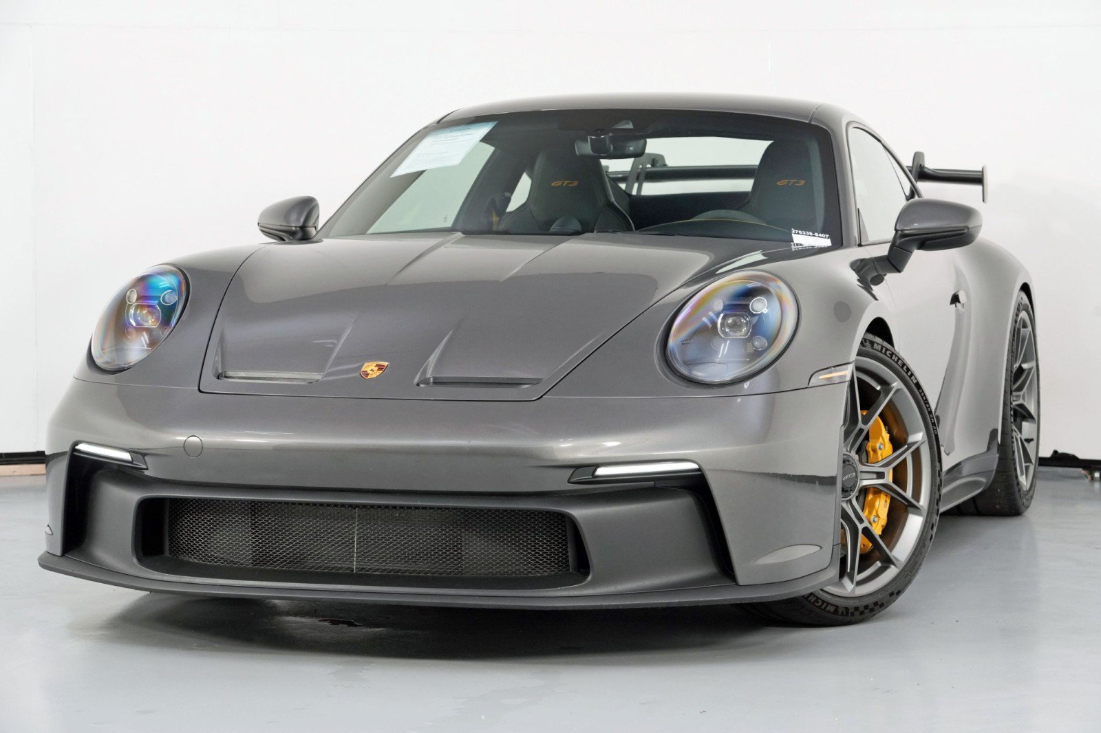 Used 2023 Porsche 911 GT3 RWD image 3