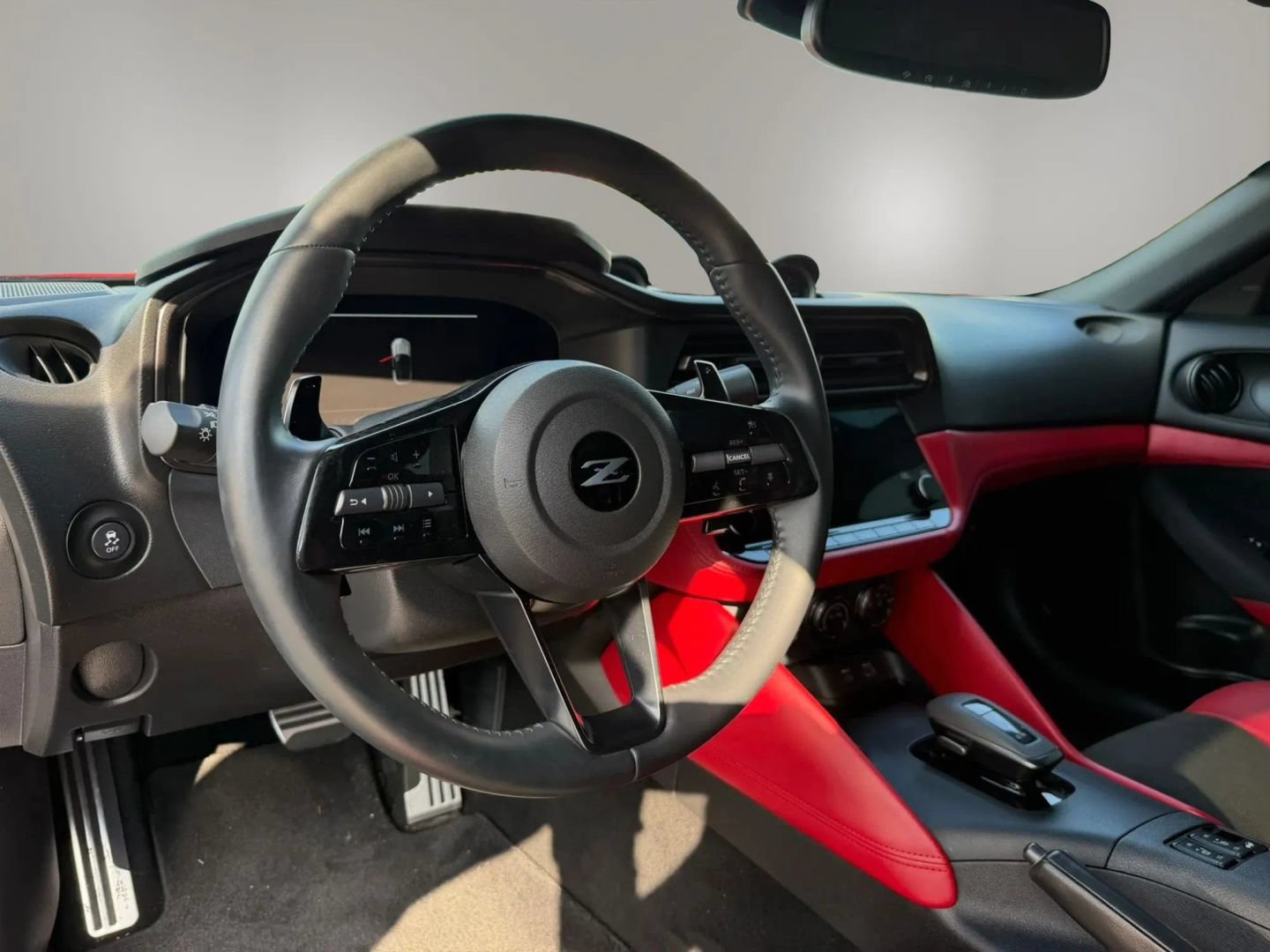 Used 2024 Nissan Z Performance w/ Floor Mat Package RWD image 11
