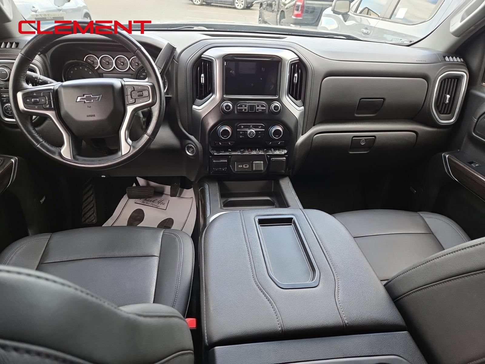 Used 2022 Chevrolet Silverado 1500 LT Trail Boss w/ LT Trail Boss Premium Package AWD/4WD image 3