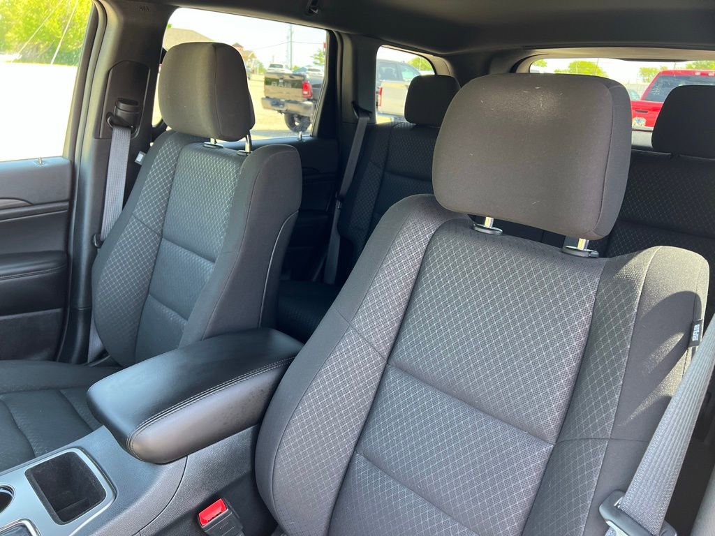 Used 2022 Jeep Grand Cherokee Laredo E w/ Security & Convenience Group image 30