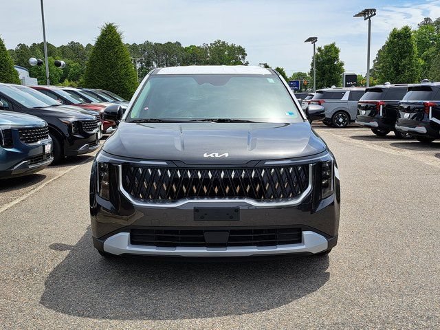 New 2026 Kia Carnival FWD image 2