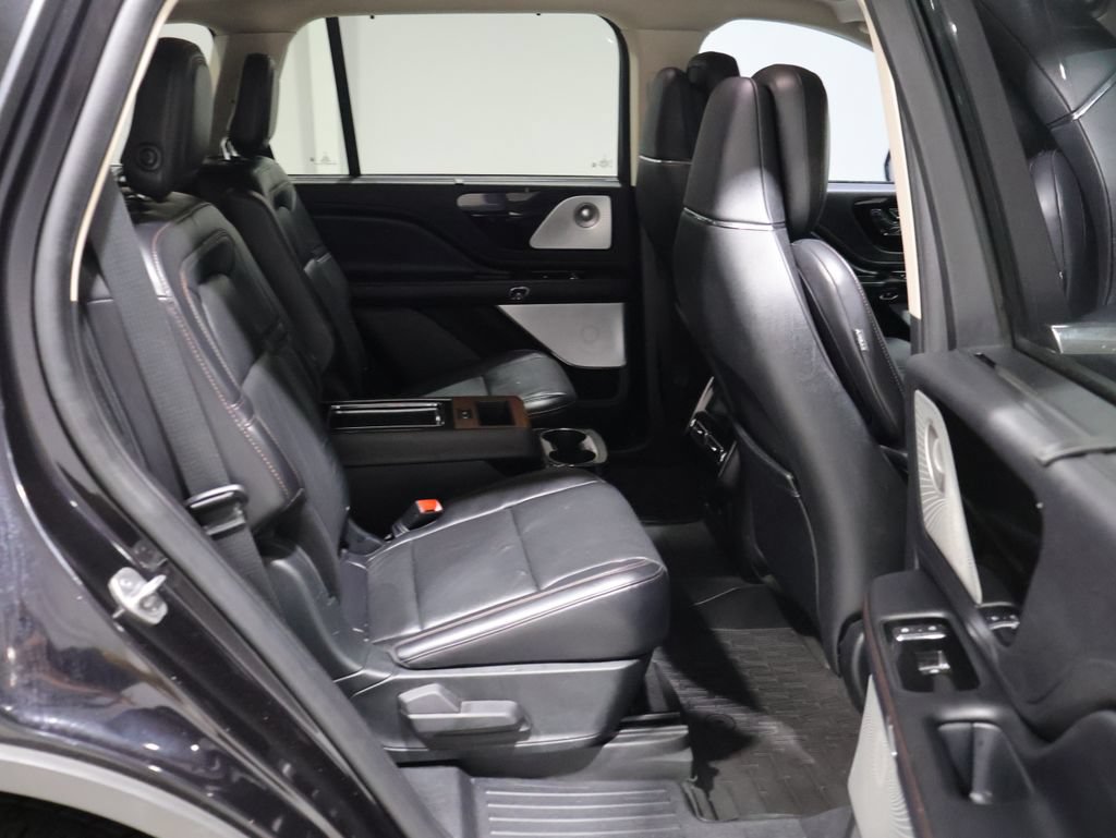 Used 2020 Lincoln Aviator Reserve w/ Equipment Group 202A AWD/4WD image 21