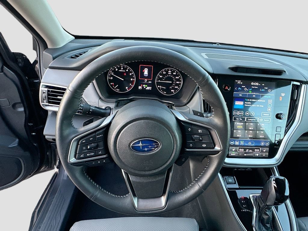Certified 2025 Subaru Outback Limited image 15