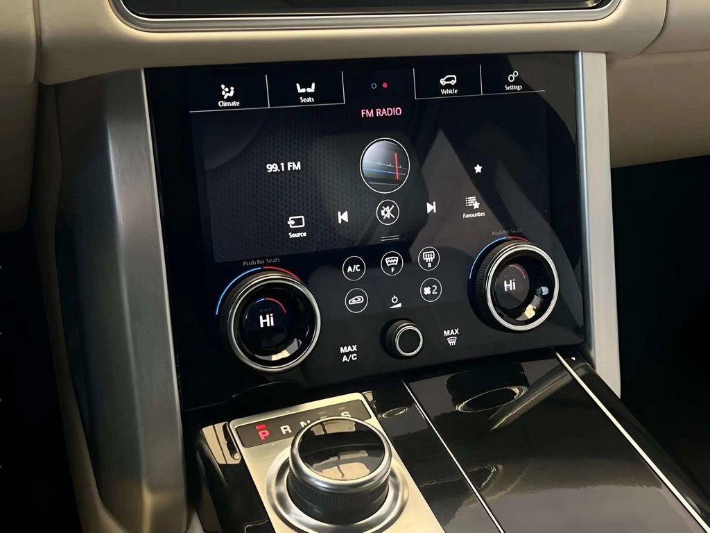 Used 2021 Land Rover Range Rover Westminster Edition image 15
