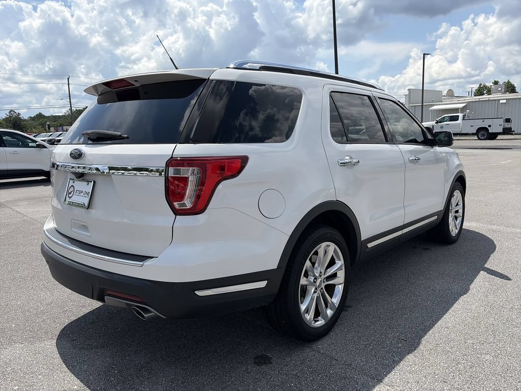 Used 2018 Ford Explorer Limited FWD image 7