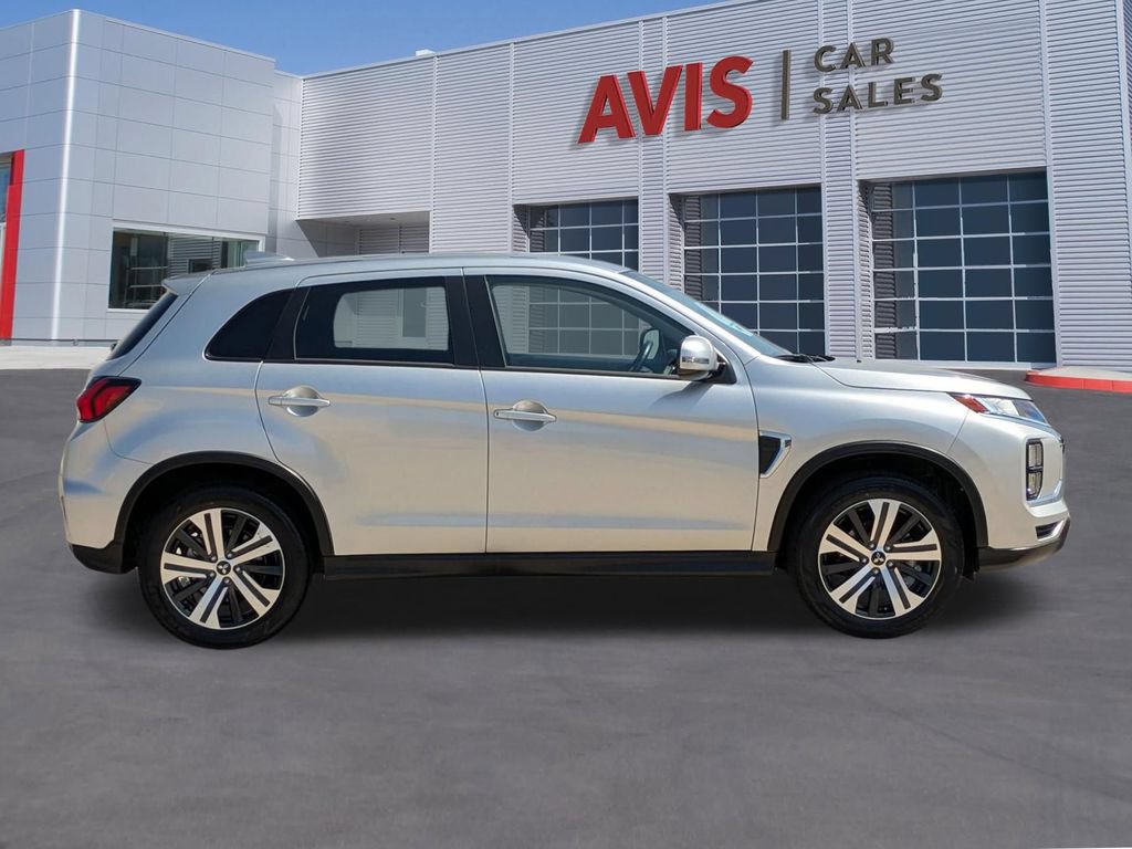 Used 2025 Mitsubishi Outlander Sport SE AWD/4WD image 5