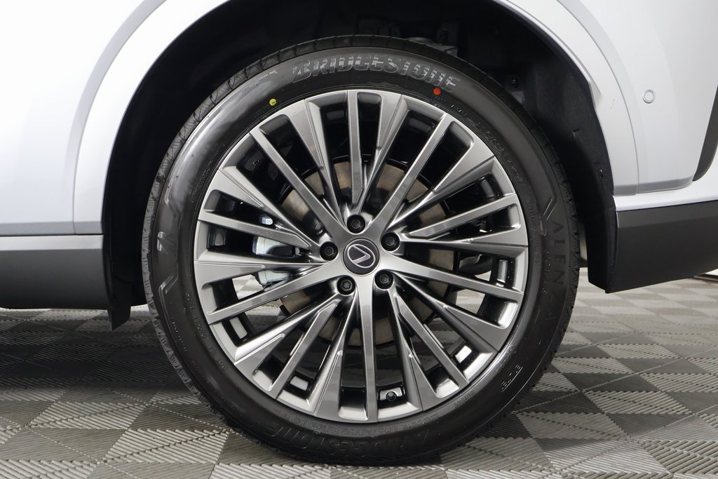 New 2026 Lexus RX 450h AWD w/ Convenience Package image 10