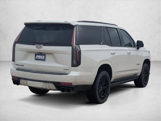 Used 2023 Cadillac Escalade V w/ LPO, ONYX Package AWD/4WD image 4