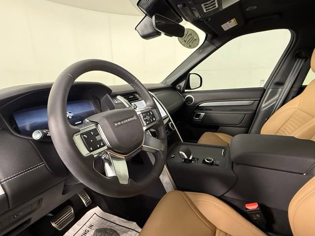 Used 2026 Land Rover Discovery Limited Edition AWD/4WD image 6