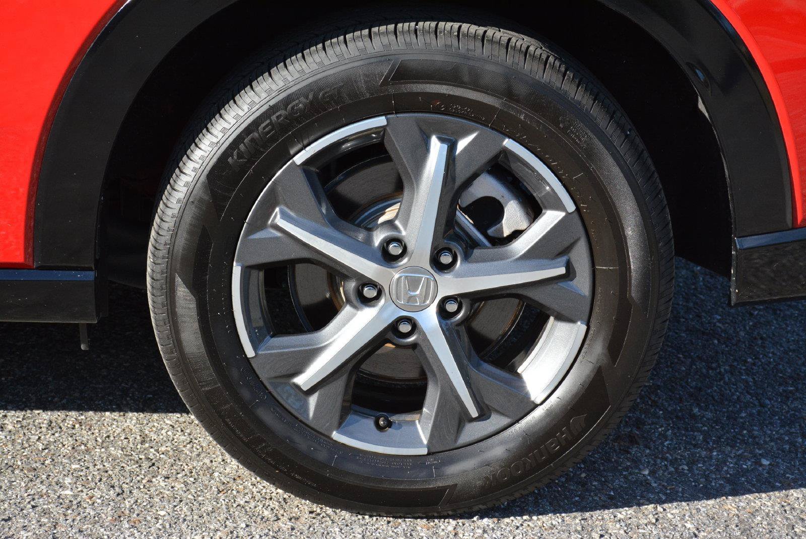 Used 2025 Honda HR-V EX-L image 32
