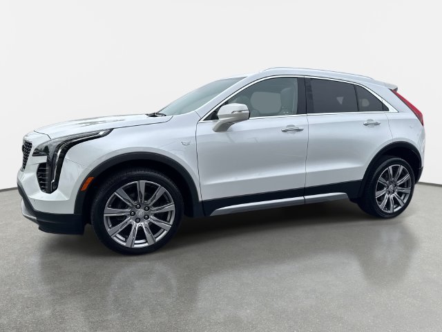 Used 2021 Cadillac XT4 Premium Luxury AWD/4WD image 2