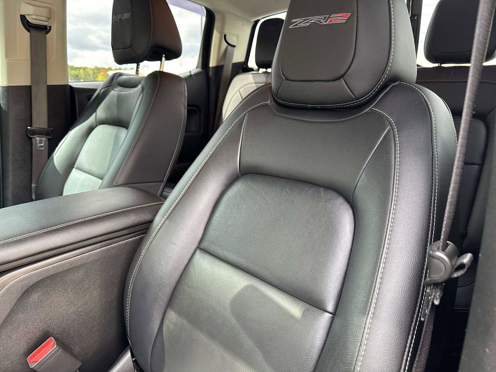 Used 2022 Chevrolet Colorado ZR2 image 20