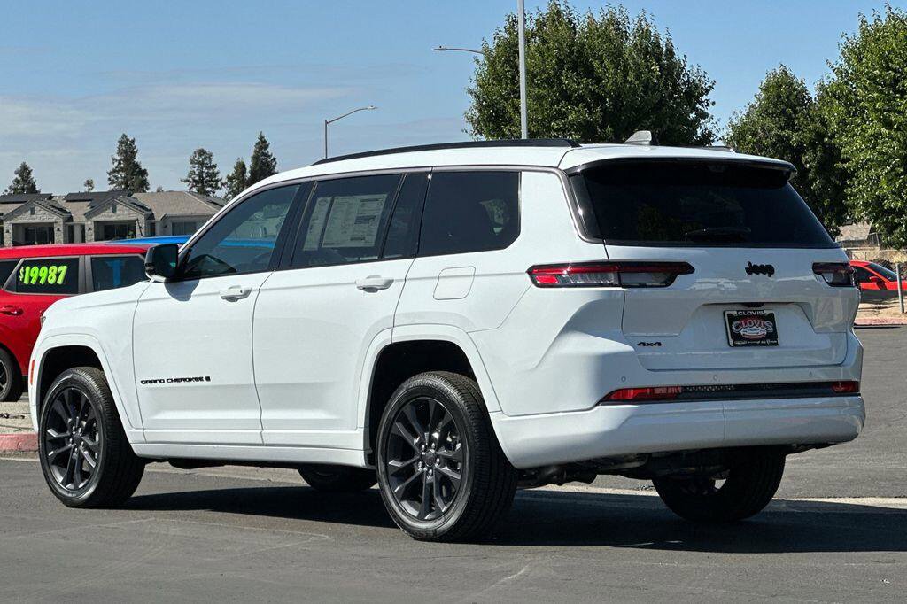 New 2026 Jeep Grand Cherokee L Limited AWD/4WD image 6